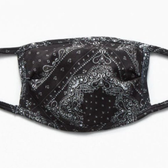 PacSun Other - Pacsun Black Paisley One Size Face Mask